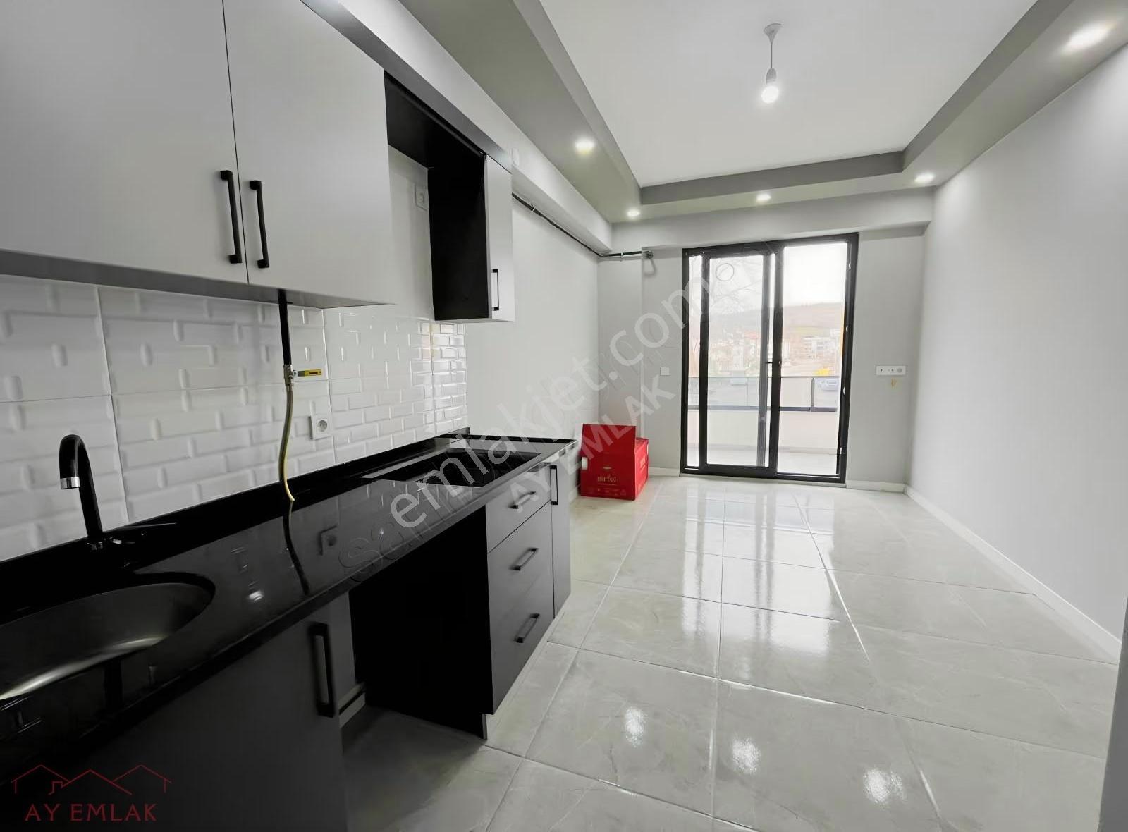 Aziziye Mahallesinde Ara Katta Havuzlu Kiralık Sıfır 2+1 Daire - Görsel 11