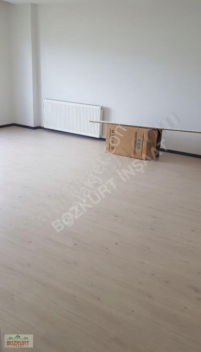 Gazimustafa Kemalpaşa'da Sitede 3+1, 130m² Sıfır Daire