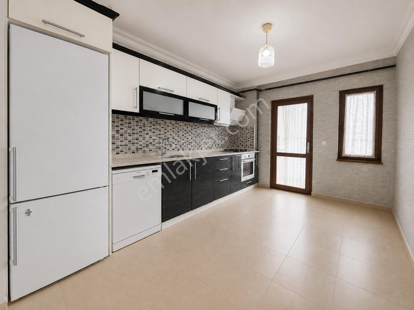 Şentepe Avcılarda Merkezi Isıtmalı Sitede Satılık 3+1 Daire - Görsel 3