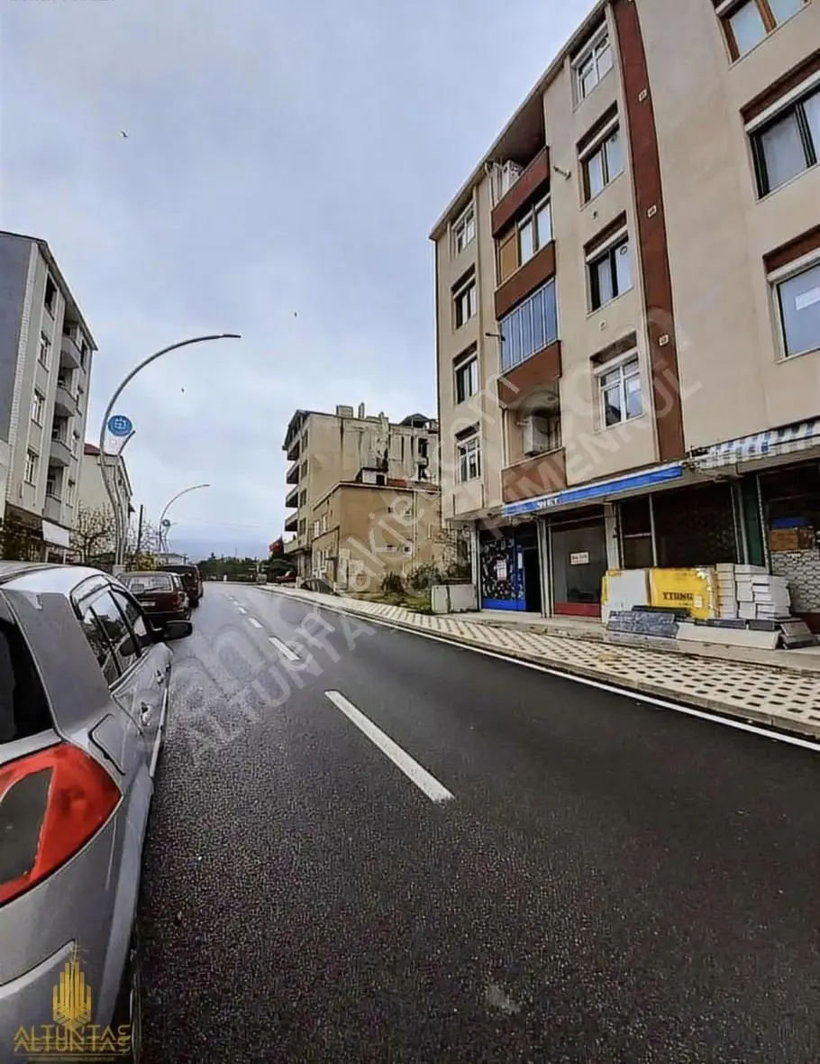 Derince Sırrıpaşa Mahallesi Çavdar Caddesinde Kiralık Dükkan - Görsel 2