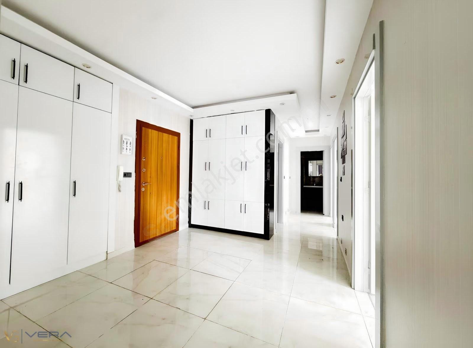 Beykentte Site İçinde Bakımlı 3+1 Satılık Daire 140 M² Net - Görsel 18