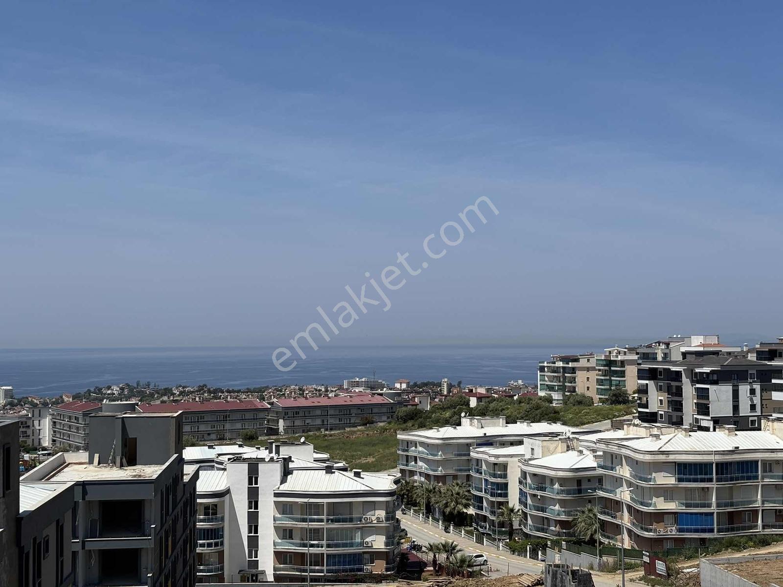 Kuşadasında Ful Deniz Manzaralı 3+1 Eşyalı Satılık Daire - Görsel 9
