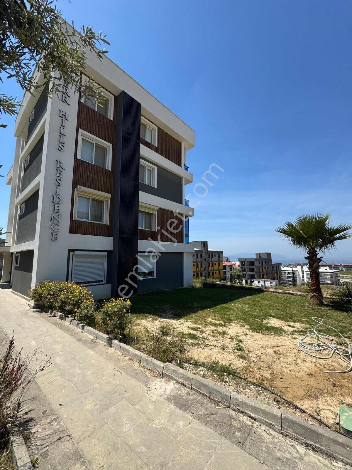 Kuşadasında Ful Deniz Manzaralı 3+1 Eşyalı Satılık Daire - Görsel 18