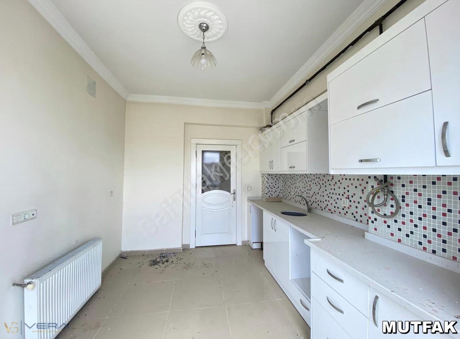 Beykent 1. Etapta Açık Cepheli Geniş Oturumlu 3+1 Satılık Daire - Görsel 14