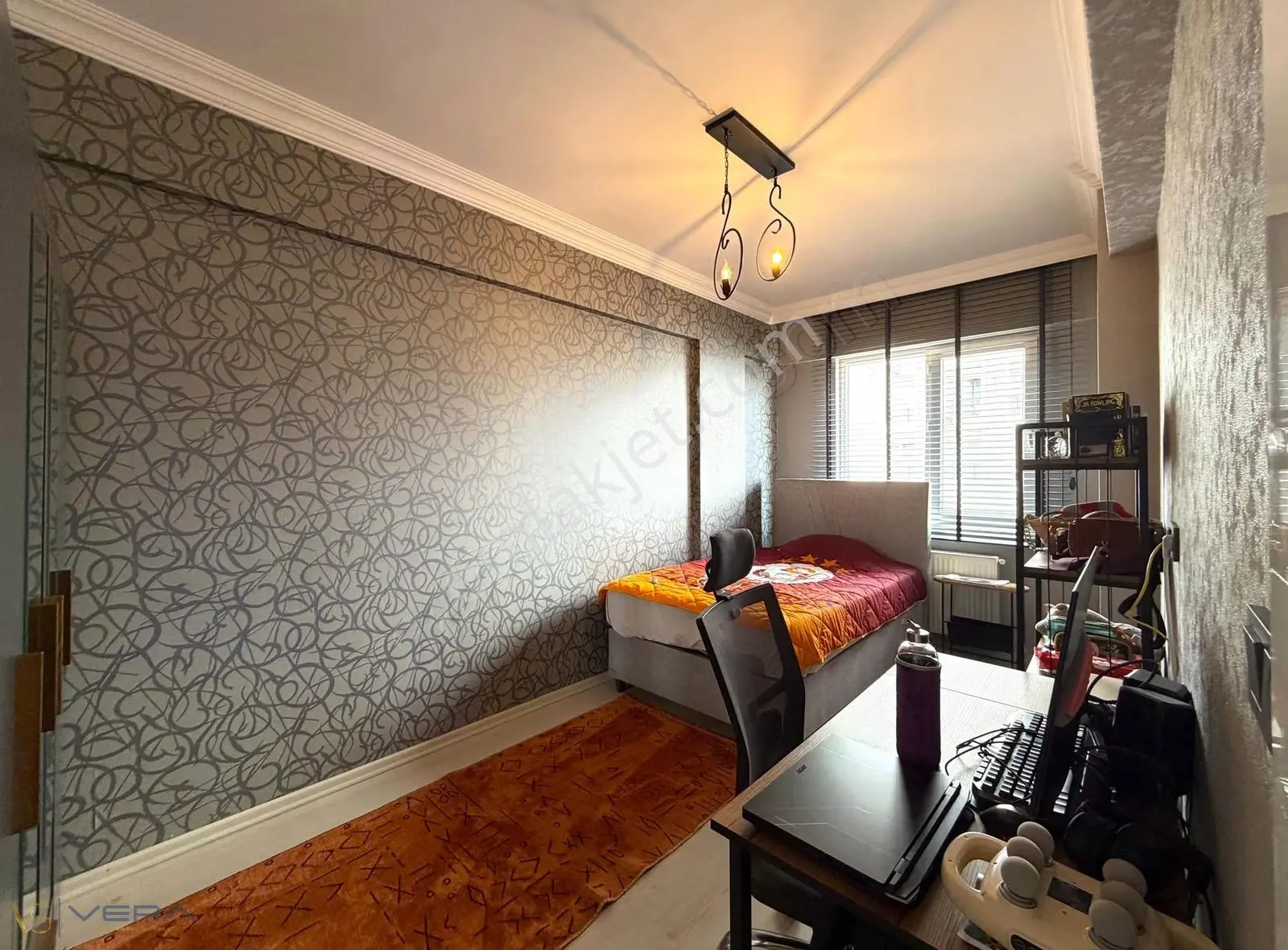 Güvenevlerde Site İçinde Geniş 3+1 Satılık Daire | 140 M² Net - Görsel 2