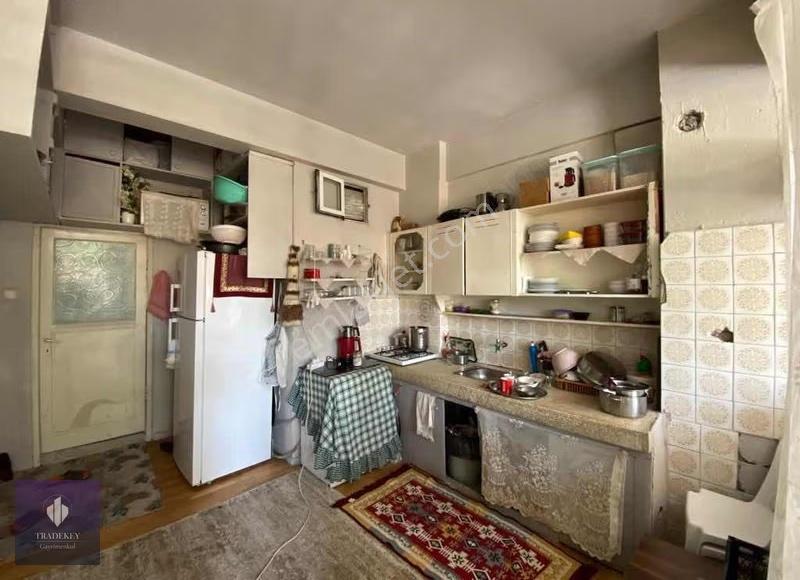 Vatan Mahallesi' Nde Yüksek Giriş 1+1 55m2 Satılık Dükkan&daire