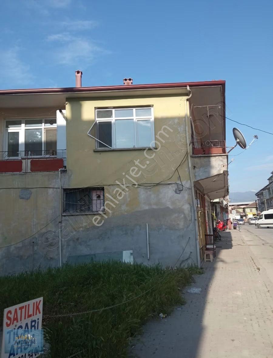 Omercikler Mahallesi Anayol Üstü Kiralık Büyük 3+0 Daire - Görsel 11