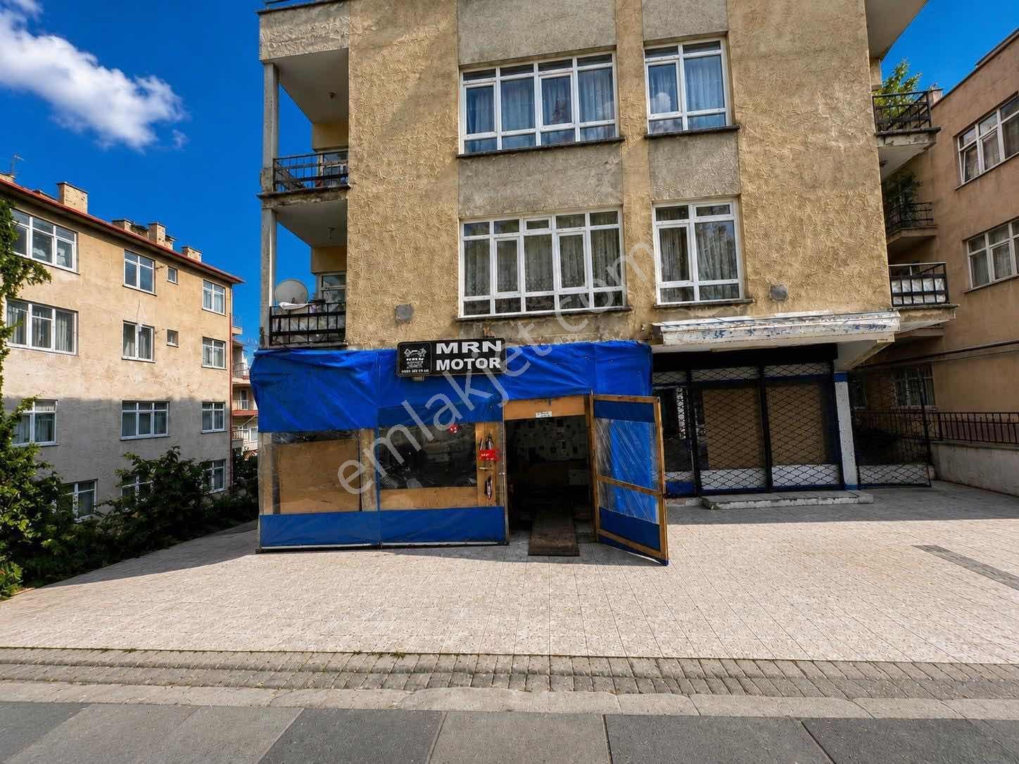 Kıbrıs Caddesinde Satılık Dükkan - Görsel 11