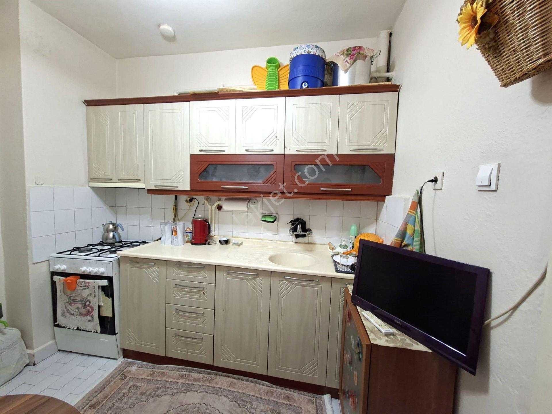 Recep Ümit Emlak'tan Şeker Mahallesi Kırım Caddesi Yakını Satılık Ara Kat 3+1 Daire - Görsel 12