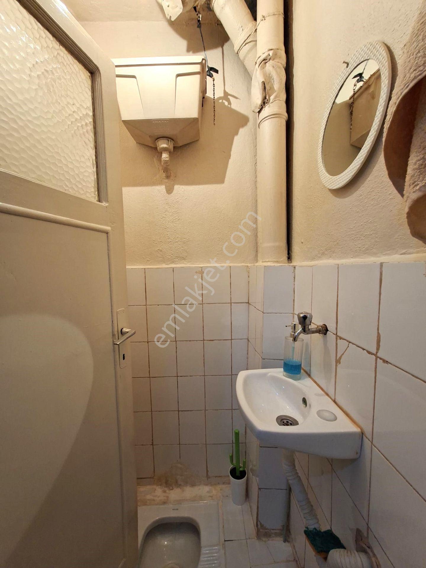 Recep Ümit Emlak'tan Şeker Mahallesi Kırım Caddesi Yakını Satılık Ara Kat 3+1 Daire - Görsel 27
