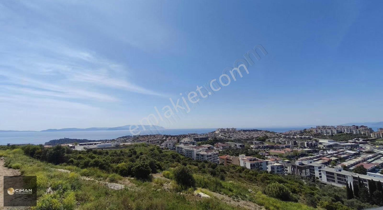 Kuşadası'nda Deniz Manzaralı Kiralık Daire