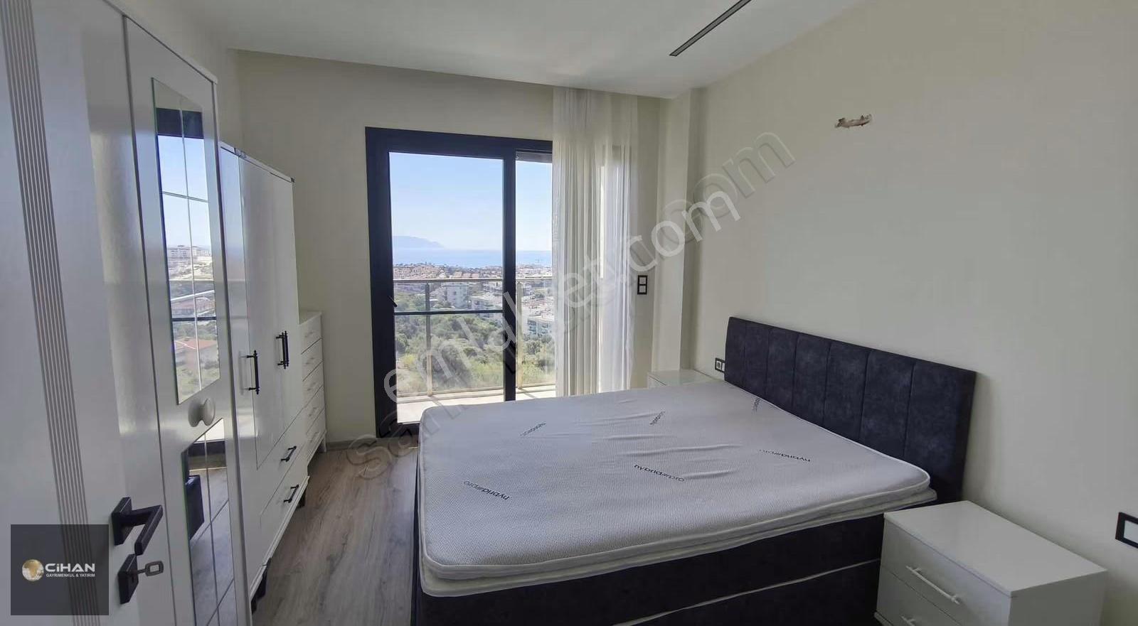 Kuşadası'nda Deniz Manzaralı Kiralık Daire - Görsel 8