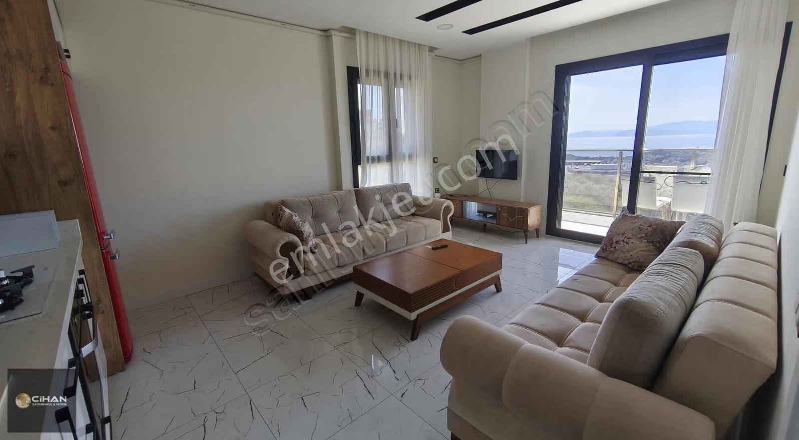 Kuşadası'nda Deniz Manzaralı Kiralık Daire - Görsel 2