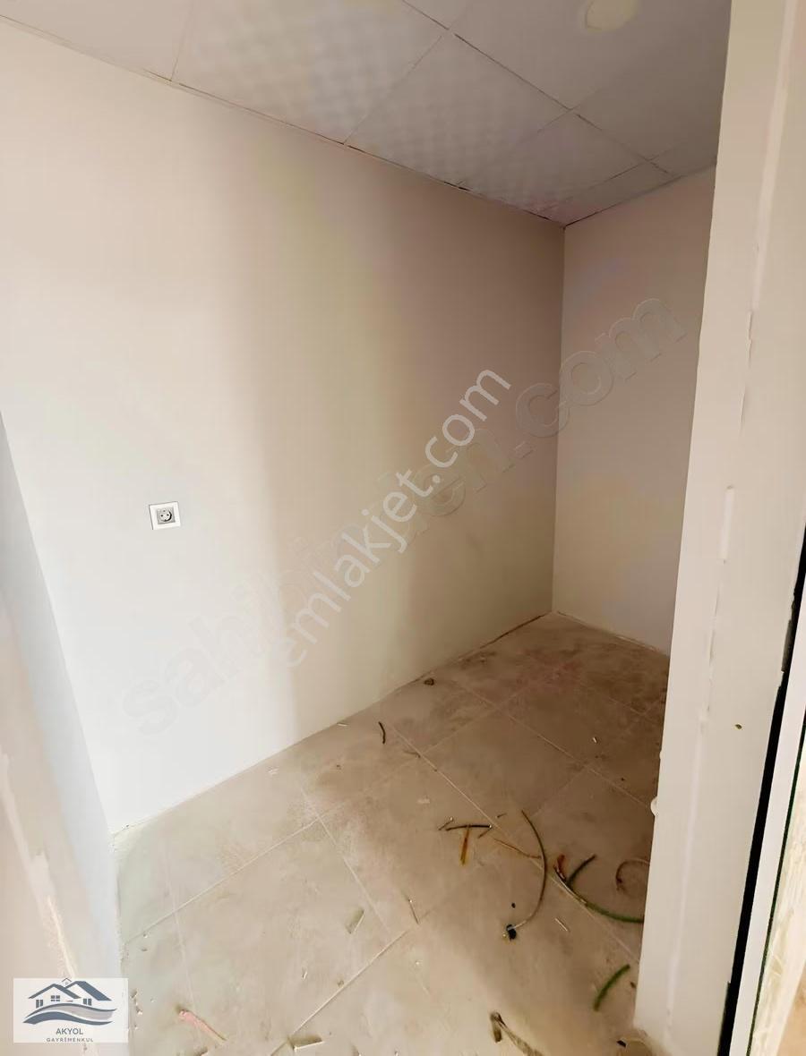 Akyol Emlak'tan Cevahir Apt. Satılık 4+1 Daire - Görsel 12