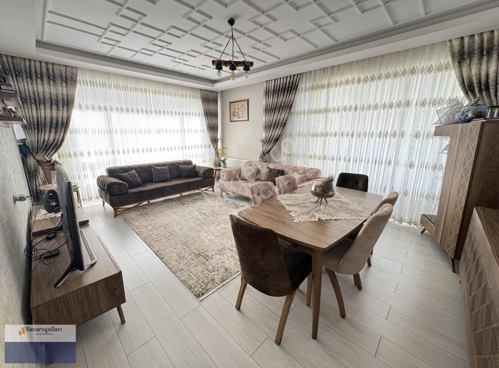 Necaroğullarından Mastfıroş Caddesi Üzeri 3,5+1 Lüks Daire - Görsel 29