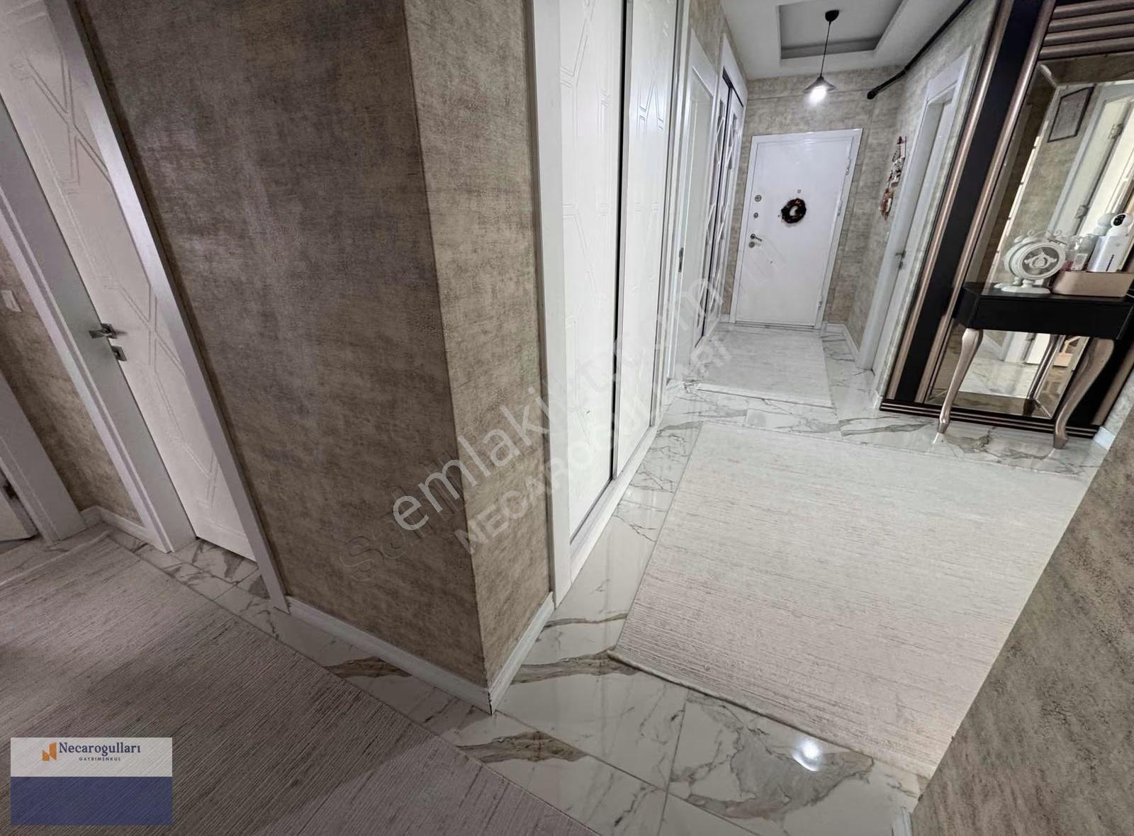 Necaroğullarından Mastfıroş Caddesi Üzeri 3,5+1 Lüks Daire - Görsel 15