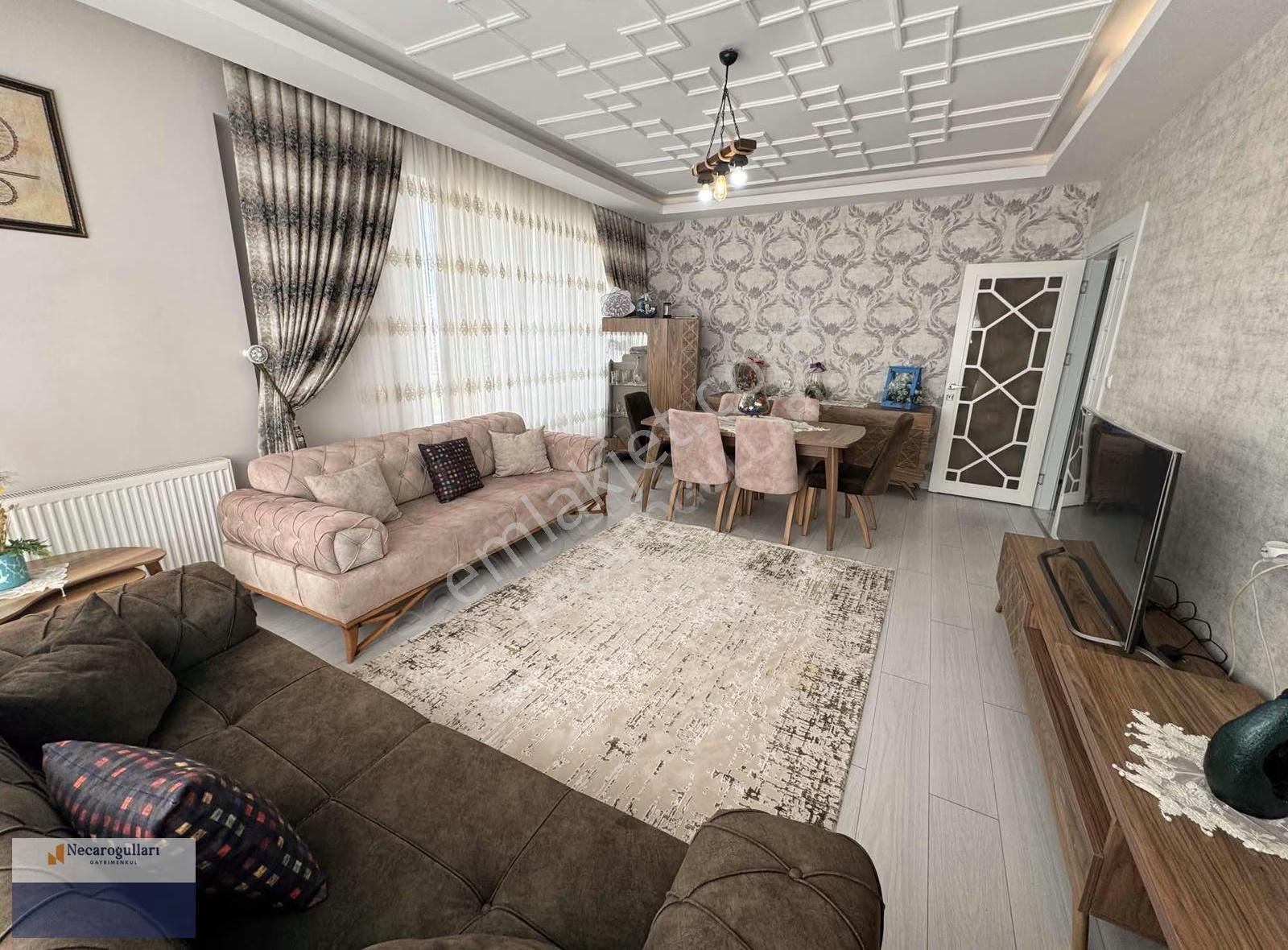Necaroğullarından Mastfıroş Caddesi Üzeri 3,5+1 Lüks Daire - Görsel 34