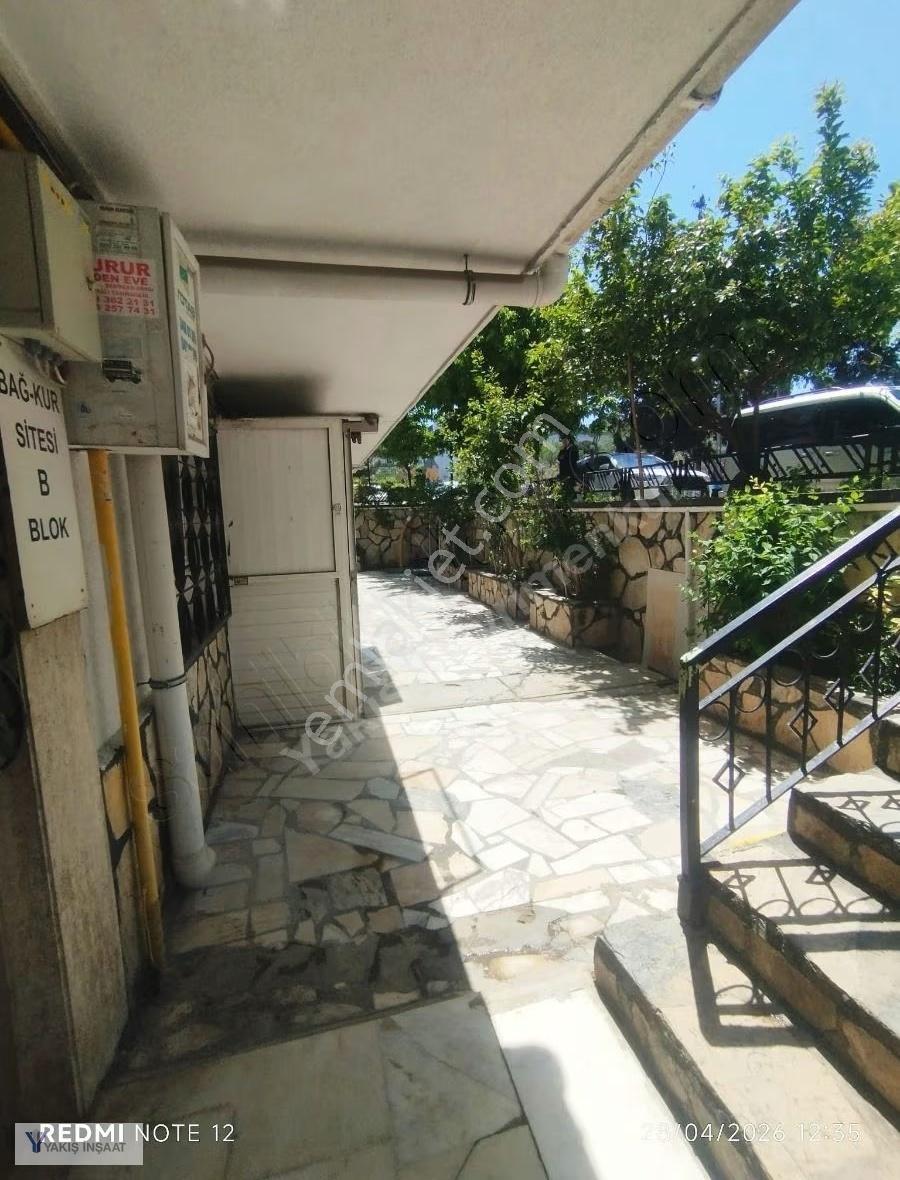 Üç Yol Metro Yakını 2+1 Bakımlı Daire - Görsel 3