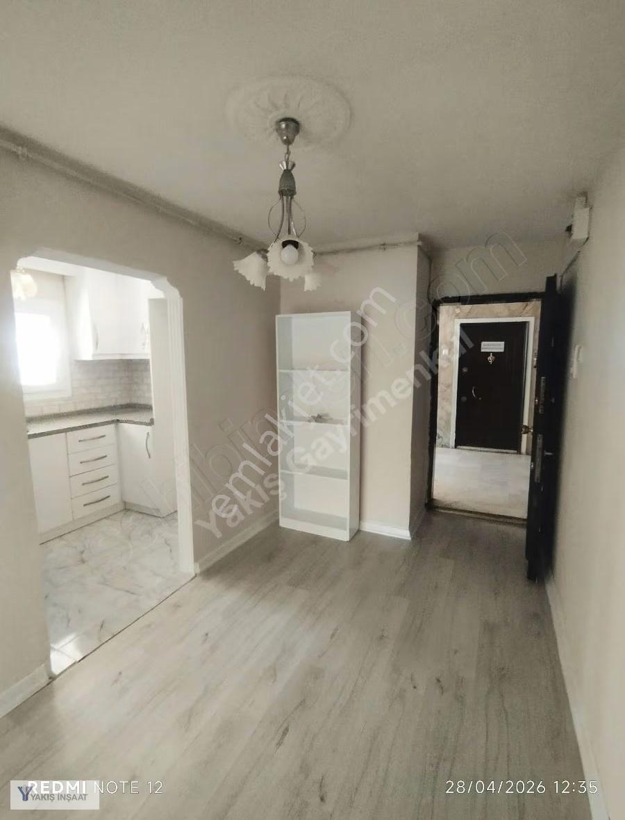 Üç Yol Metro Yakını 2+1 Bakımlı Daire - Görsel 14