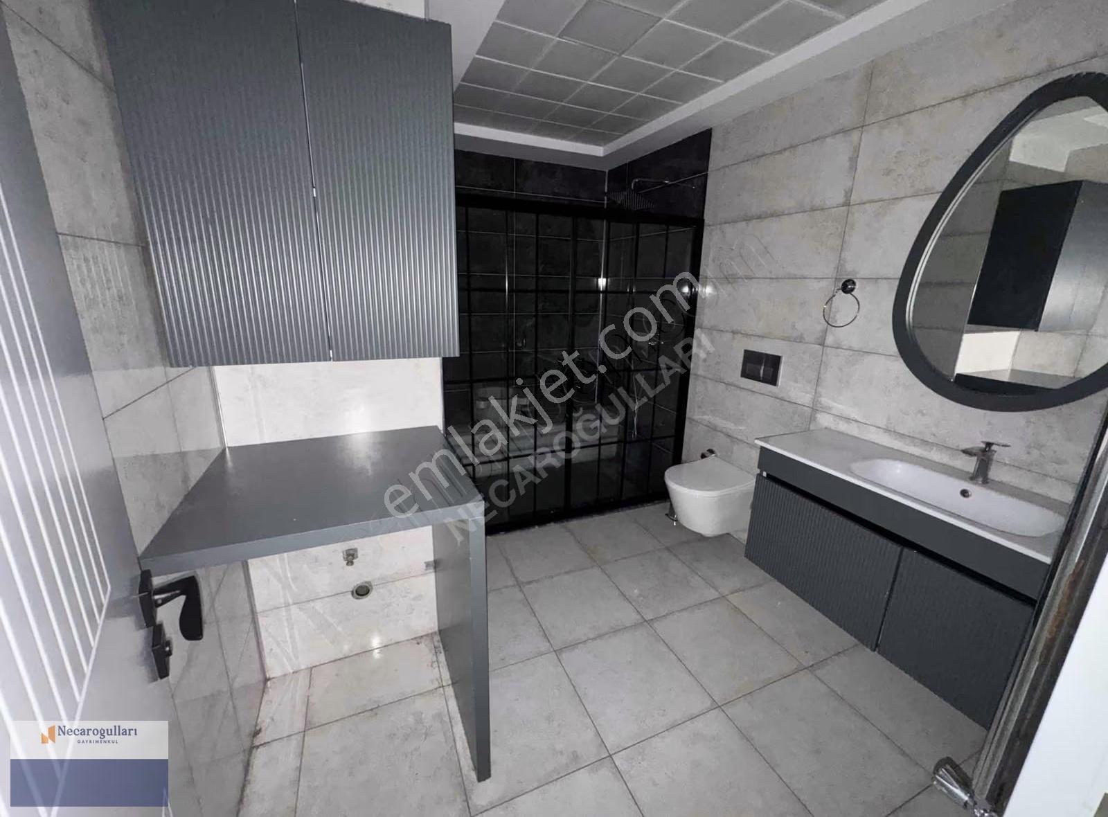Necaroğullarından Mastfıroş Caddesi Üzeri 3,5+1 Lüks Daire - Görsel 19