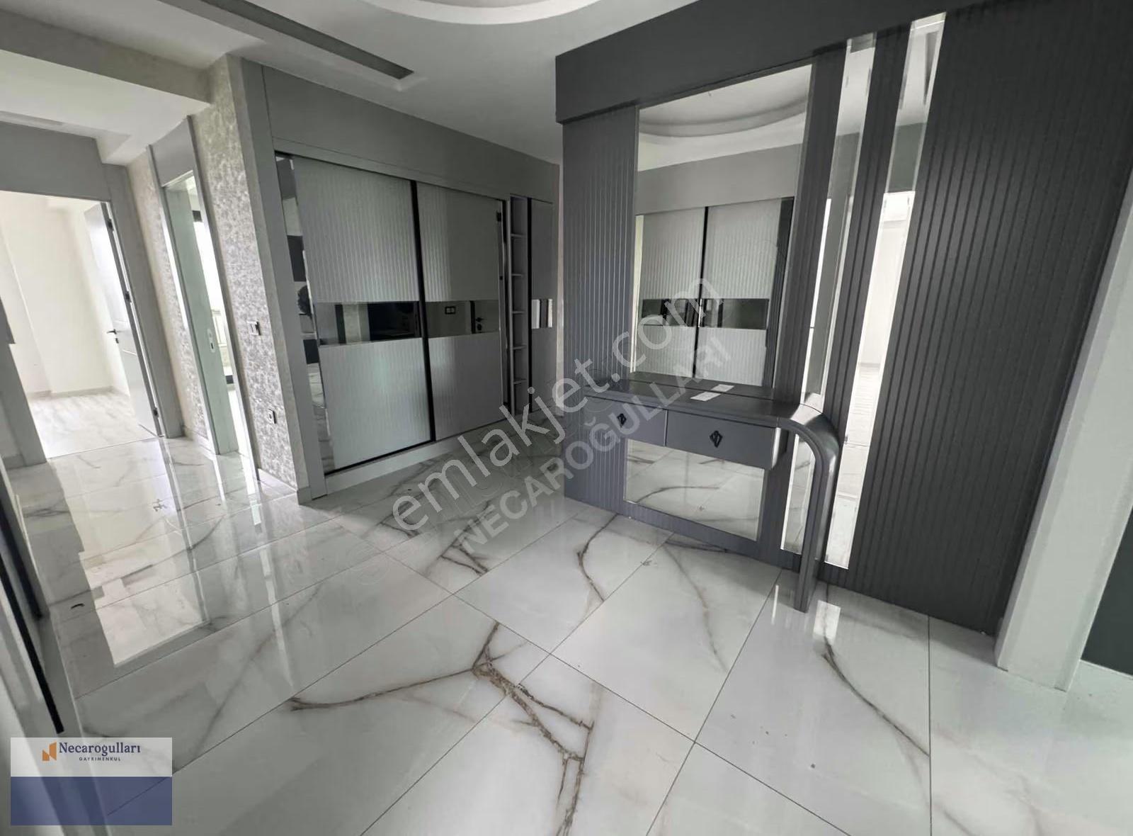 Necaroğullarından Mastfıroş Caddesi Üzeri 3,5+1 Lüks Daire - Görsel 29