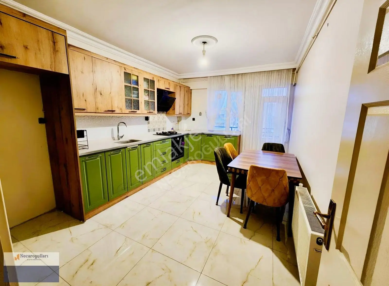 Necaroğullarından Ceylan Avm Karşısı Temiz 3+1 Daire