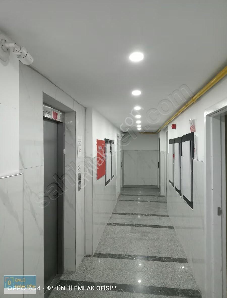 Ünlü Emlaktan Bahçeşehir Koleji Yanında Arakat Manzaralı Kiralık - Görsel 7