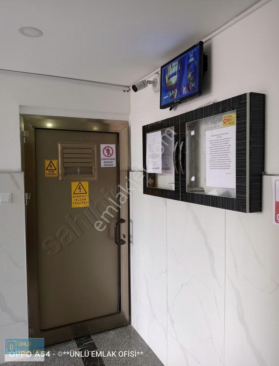 Ünlü Emlaktan Bahçeşehir Koleji Yanında Arakat Manzaralı Kiralık - Görsel 6