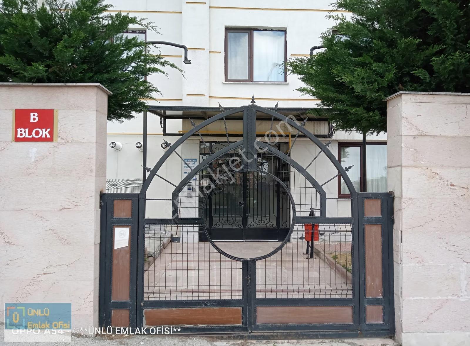 Ünlü Emlaktan Bahçeşehir Koleji Yanında Arakat Manzaralı Kiralık - Görsel 17