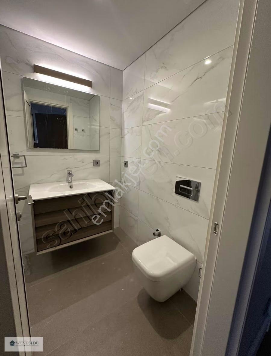 Beyoğlu Taksim 360'ta Hilton Sokağı 2+1 Balkonlu 130m2 Satılık - Görsel 22