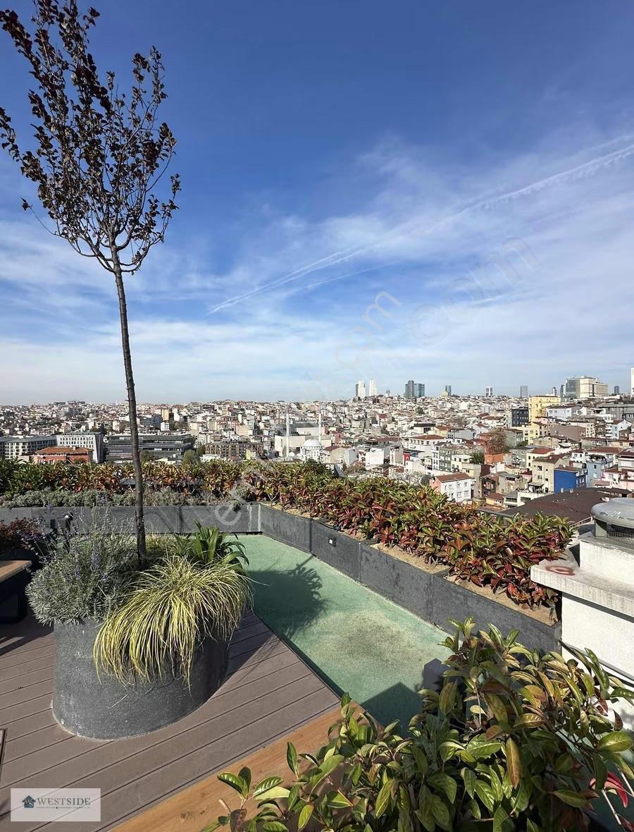 Beyoğlu Taksim 360'ta Hilton Sokağı 2+1 Balkonlu 130m2 Satılık - Görsel 20