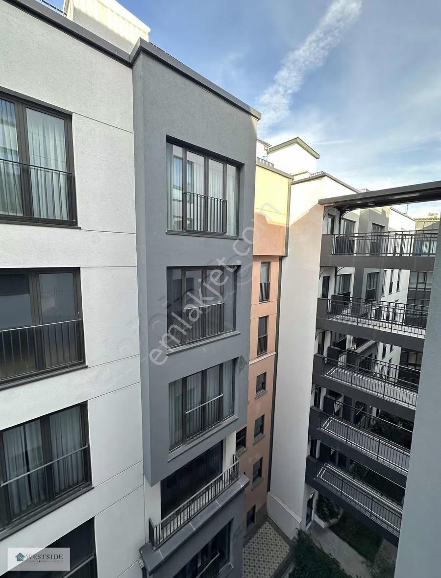 Beyoğlu Taksim 360'ta Hilton Sokağı 2+1 Balkonlu 130m2 Satılık - Görsel 8