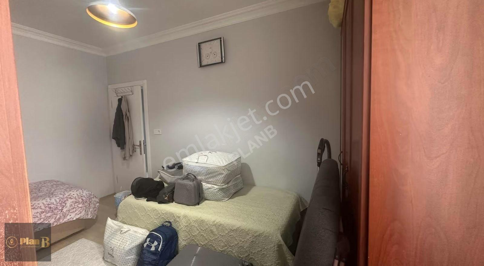 İzmit Yahyakaptan Grişi Mars Avm Yanı Site İçi 3+1 Arakat Daire - Görsel 13