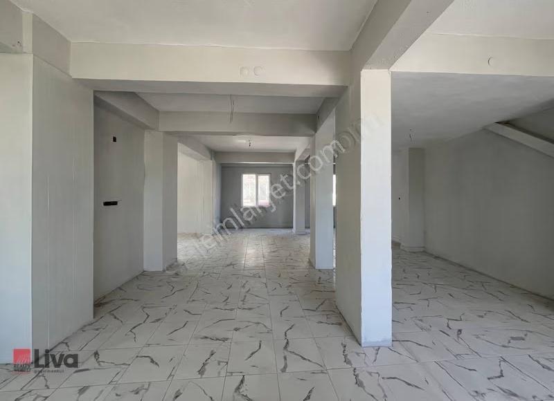 Rw Livadan Balıkesir 2. Sakarya Mahallesinde Geniş İş Yeri - Görsel 2