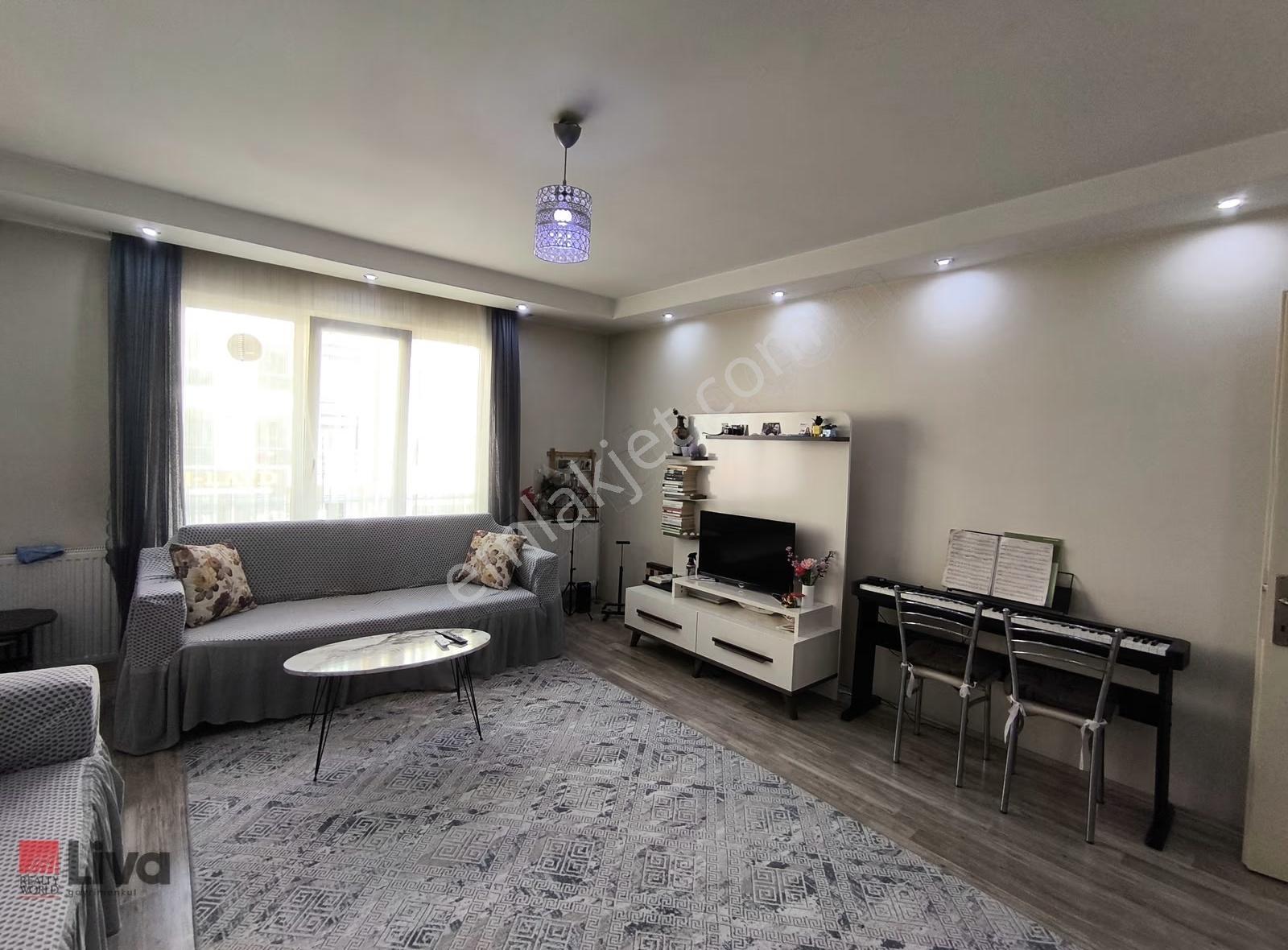 Rw Liva'dan Üniversite Yakın Soma Cad.üstü Satılık 1+1 Daire - Görsel 22