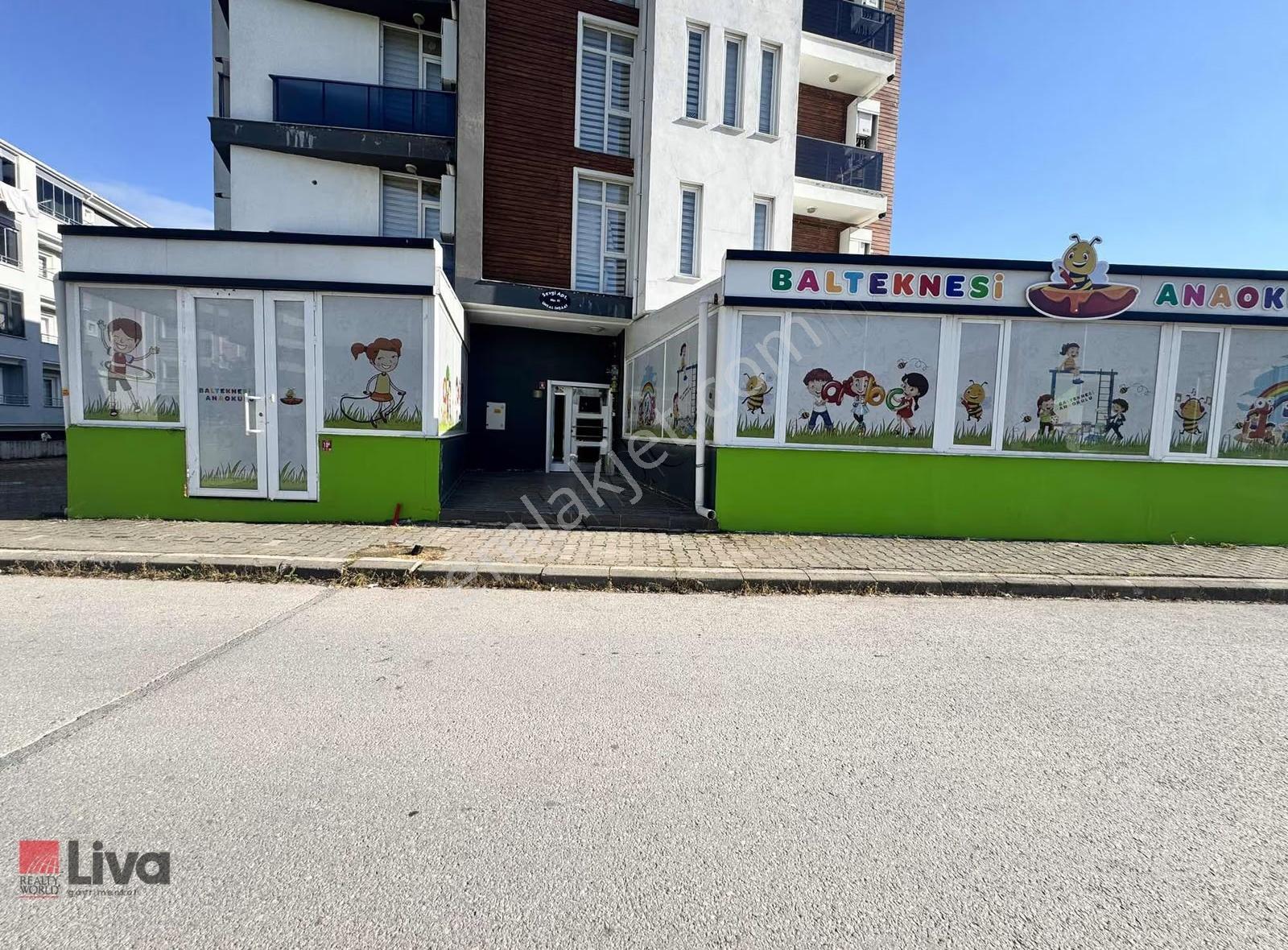 ▓liva Dan Özel New Hastanesi Arkasında Koridorlu Balkonlu 1+1▓ - Görsel 33
