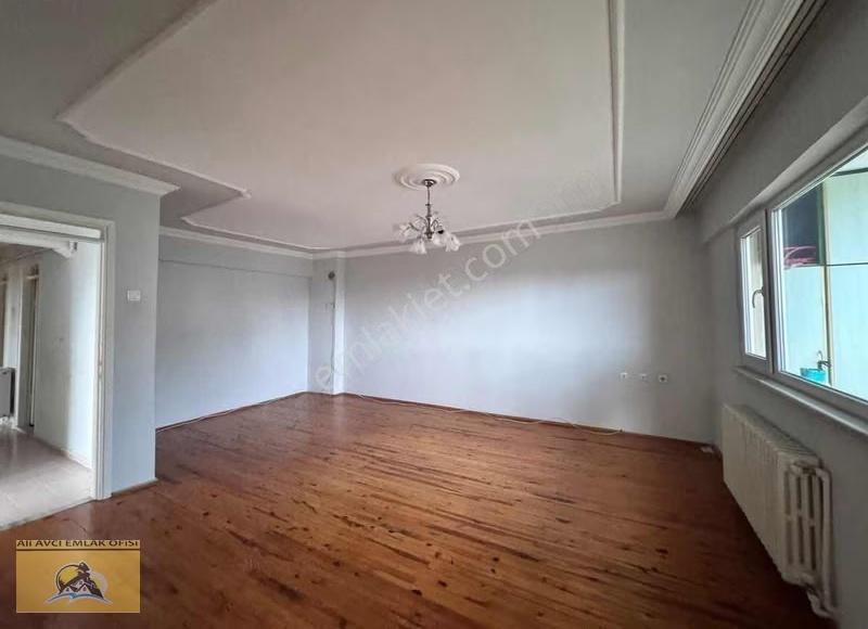 Ünlükent Sitesinde 3+1 Doğalgaz'lı Ara Kat Daire - Görsel 7