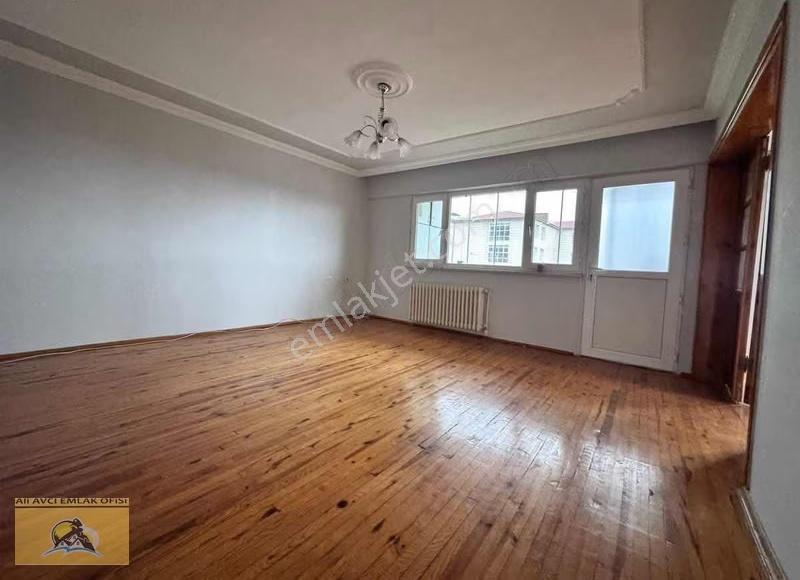 Ünlükent Sitesinde 3+1 Doğalgaz'lı Ara Kat Daire - Görsel 8