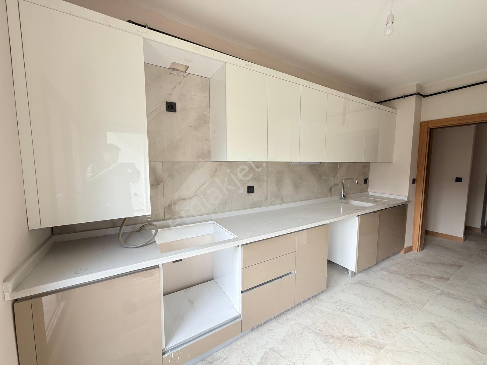 Kağıthane Merkez Mh. Toki Hizmet Sitesi 2+1 Satılık Daire - Görsel 23