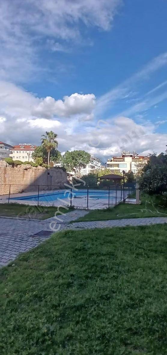 Cikcilli Mah Kiralık 2+1 Ayrı Mutfak Eşyalı Havuzlu Daire - Görsel 17