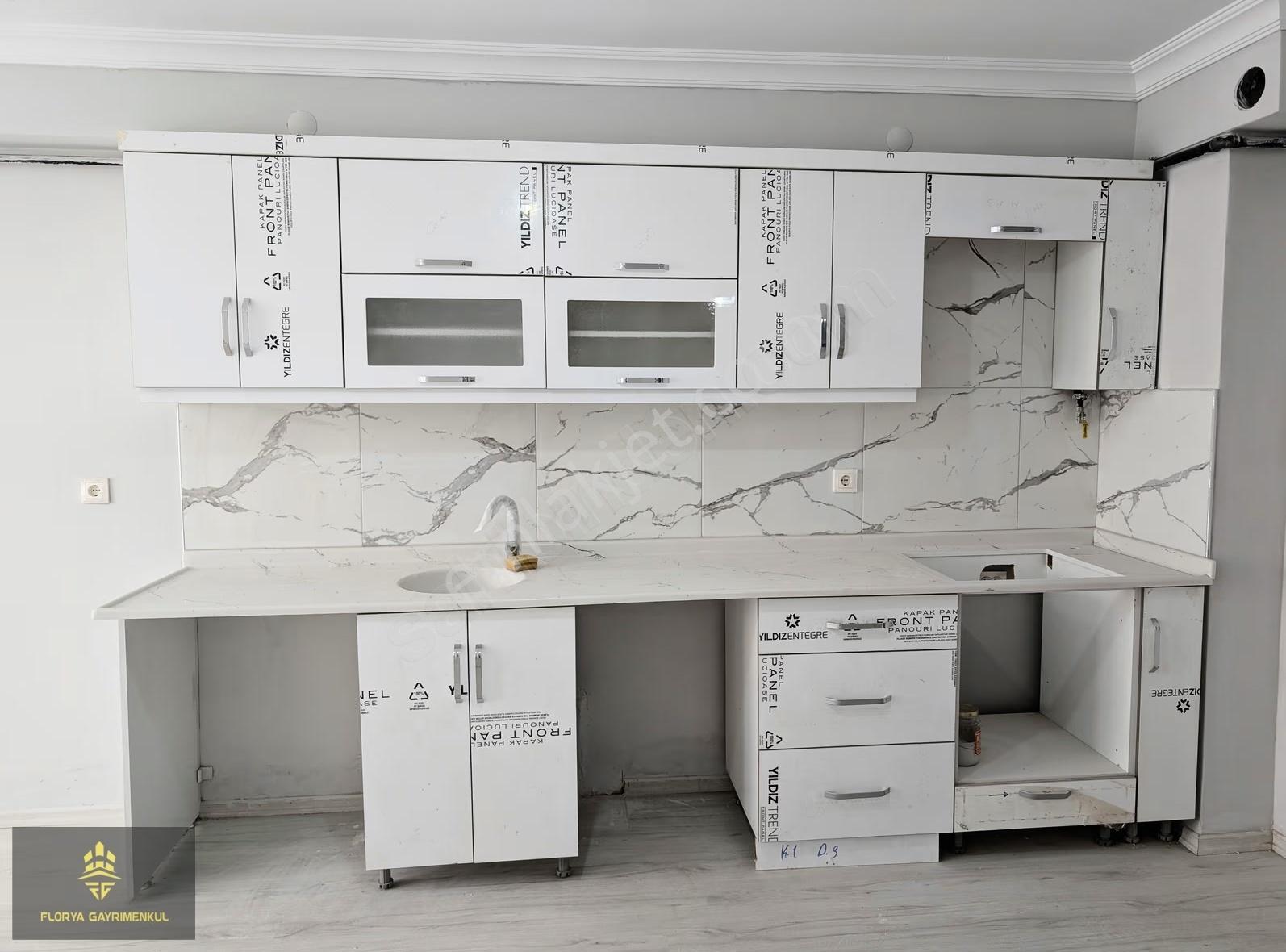 Florya Gayrimenkul'den Acil Satılık 1+1 Apart - Görsel 3
