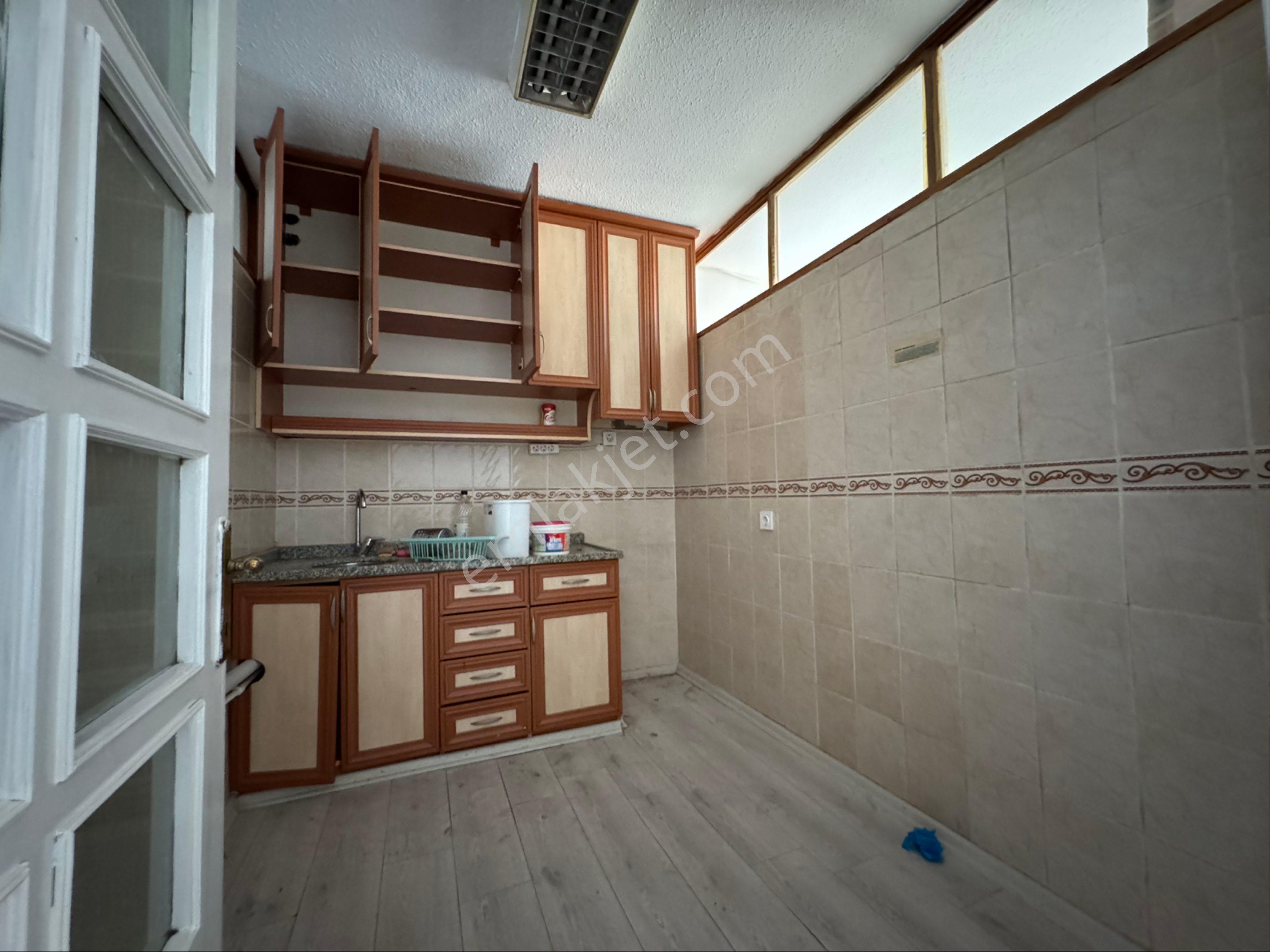 Turvilla'dan Muratpaşa Kızılsaray'da 2+1 Kiralık Ofis - Görsel 13