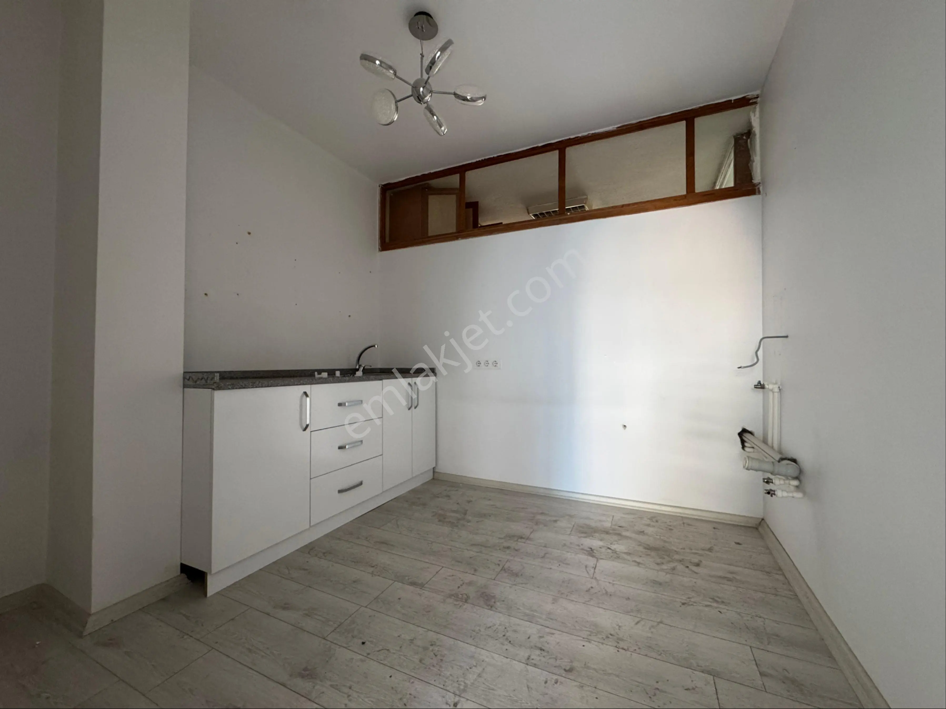 Turvilla'dan Muratpaşa Kızılsaray'da 2+1 Kiralık Ofis - Görsel 4