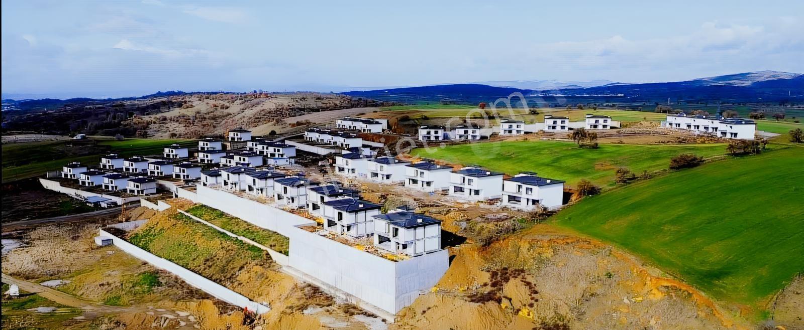 Al-sata Uygun Naipli'de Site İçinde Acil Satılık 4+1 Villa - Görsel 26