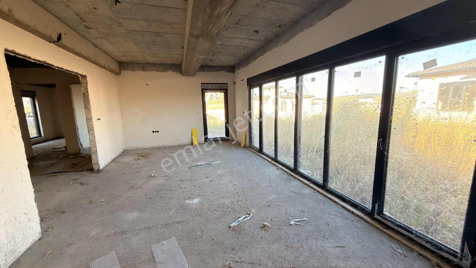 Al-sata Uygun Naipli'de Site İçinde Acil Satılık 4+1 Villa - Görsel 20