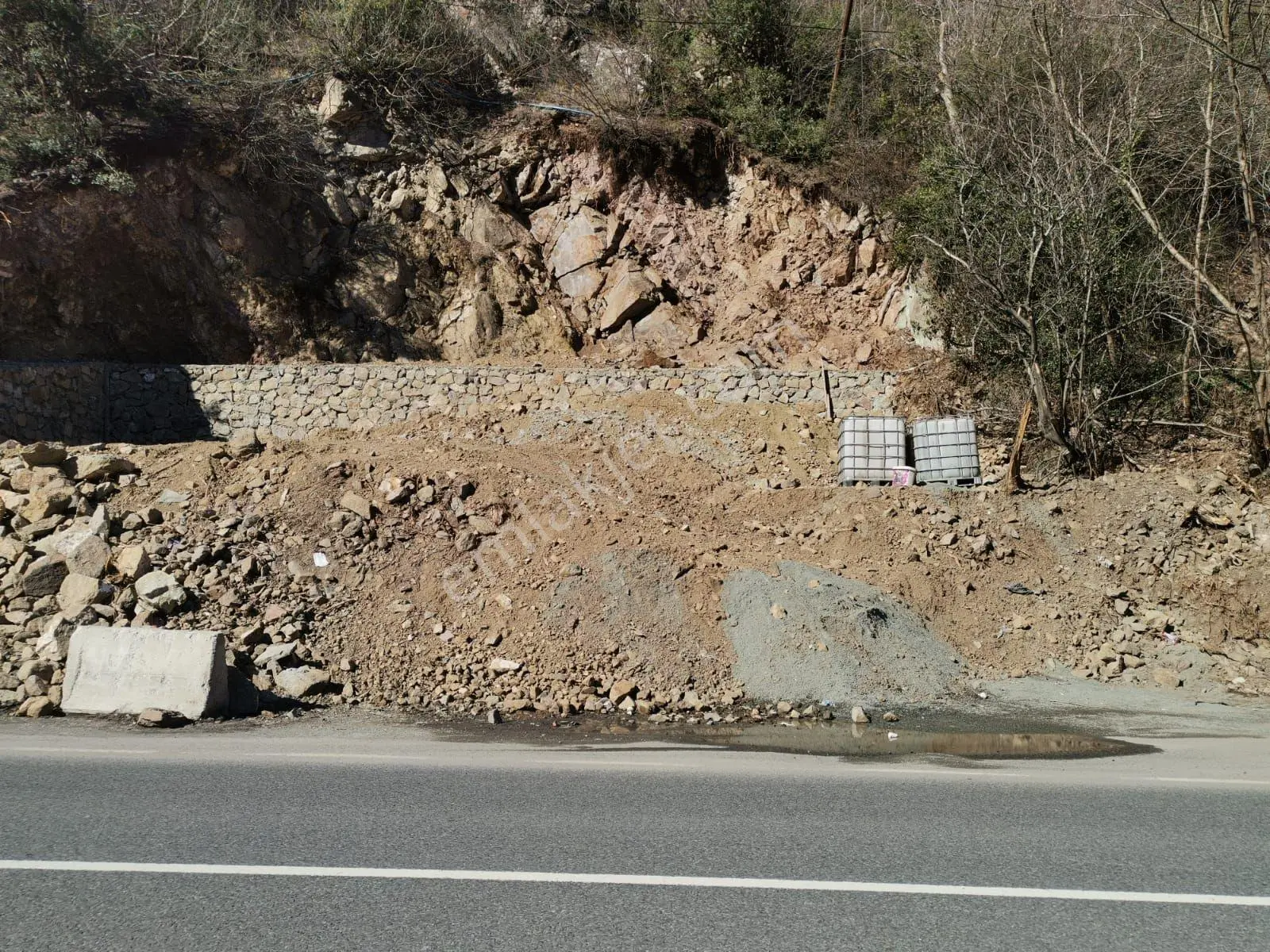 Maçka Mataracı Da Cadde Üzerinde Satılık Arsa 364 Metrekare
