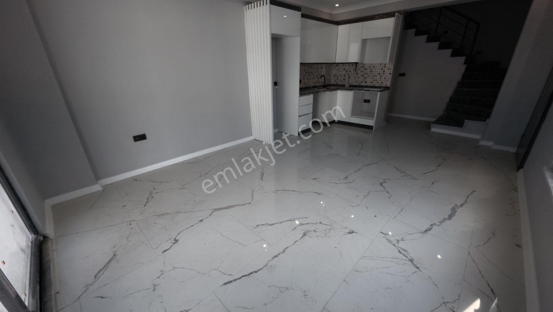 Sakarya Kocaali'de Hastaneye Yakın Bahçeli Kaçırılmayacak 4+1 Villa - Görsel 14