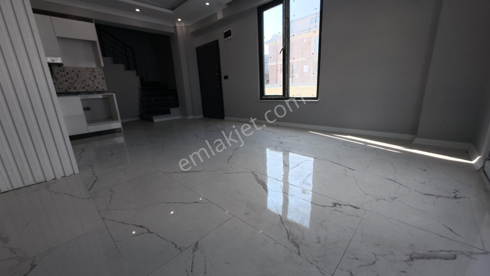 Sakarya Kocaali'de Hastaneye Yakın Bahçeli Kaçırılmayacak 4+1 Villa - Görsel 16