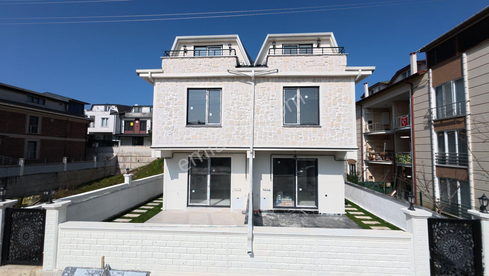 Sakarya Kocaali'de Hastaneye Yakın Bahçeli Kaçırılmayacak 4+1 Villa - Görsel 5
