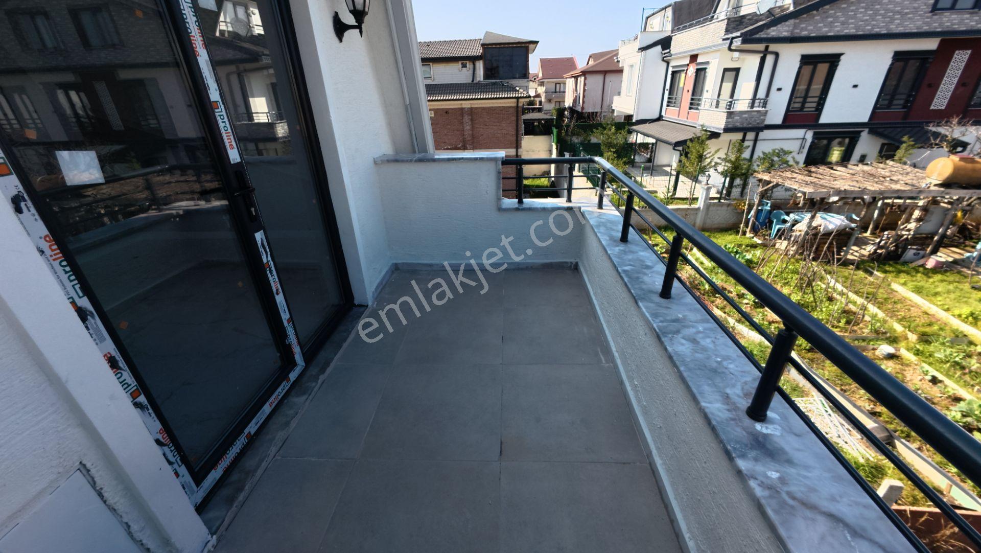 Sakarya Kocaali'de Hastaneye Yakın Bahçeli Kaçırılmayacak 4+1 Villa - Görsel 33